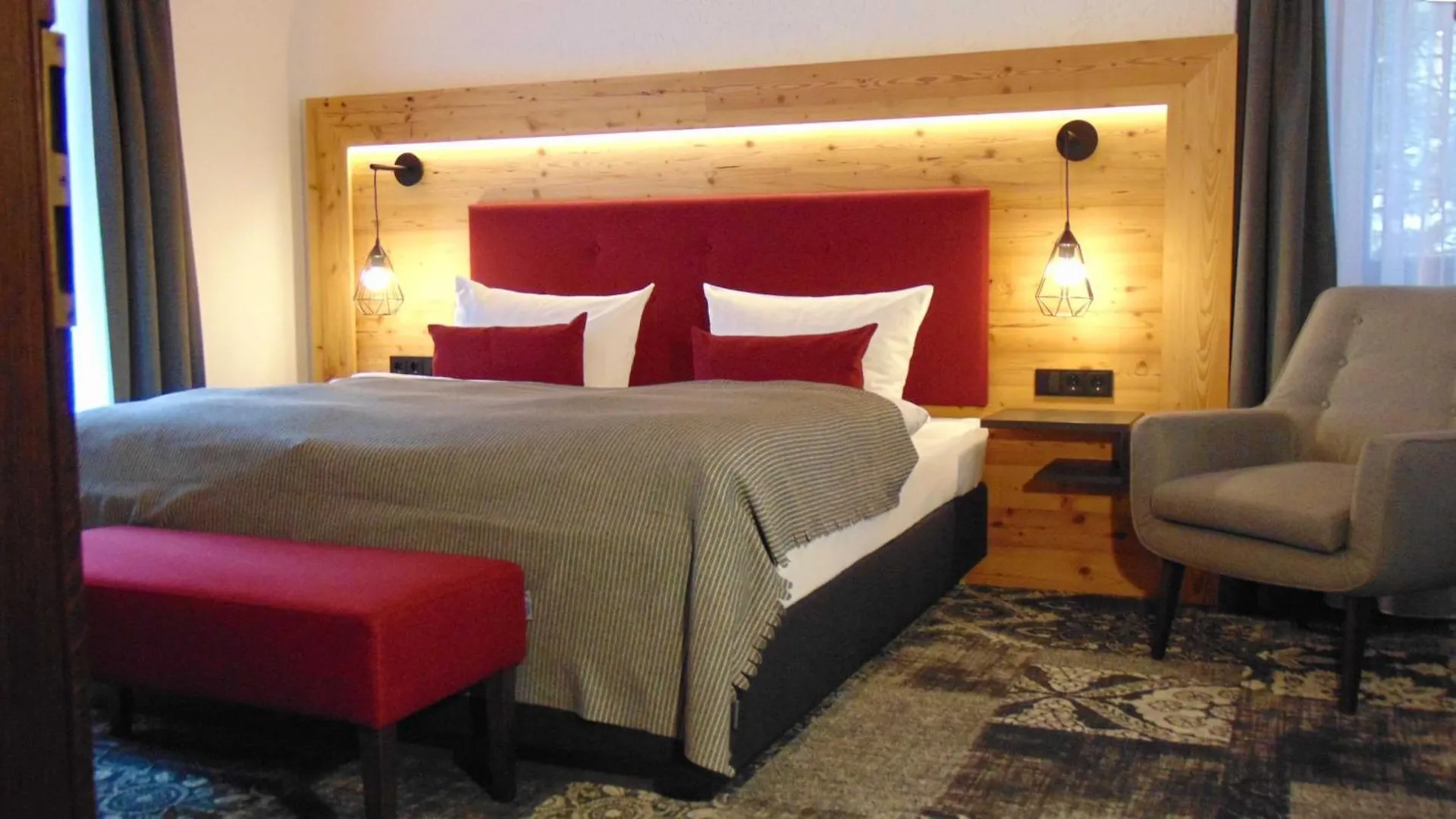 Hotel Mariandl Μπέργκεν